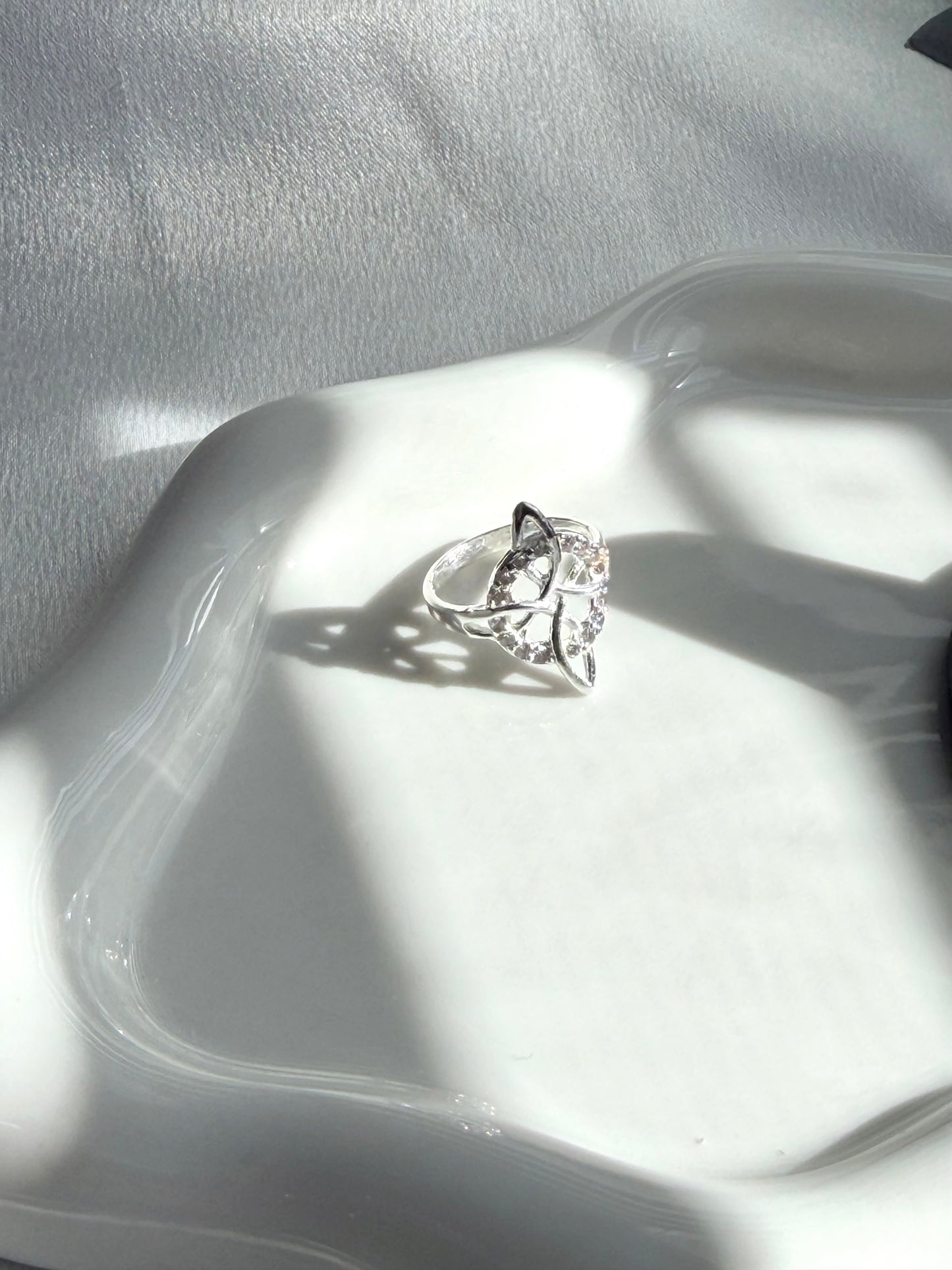 Silver 925 witch knot ring | Celtic ring for protection symbol | Anillo de plata 925 nudo de bruja