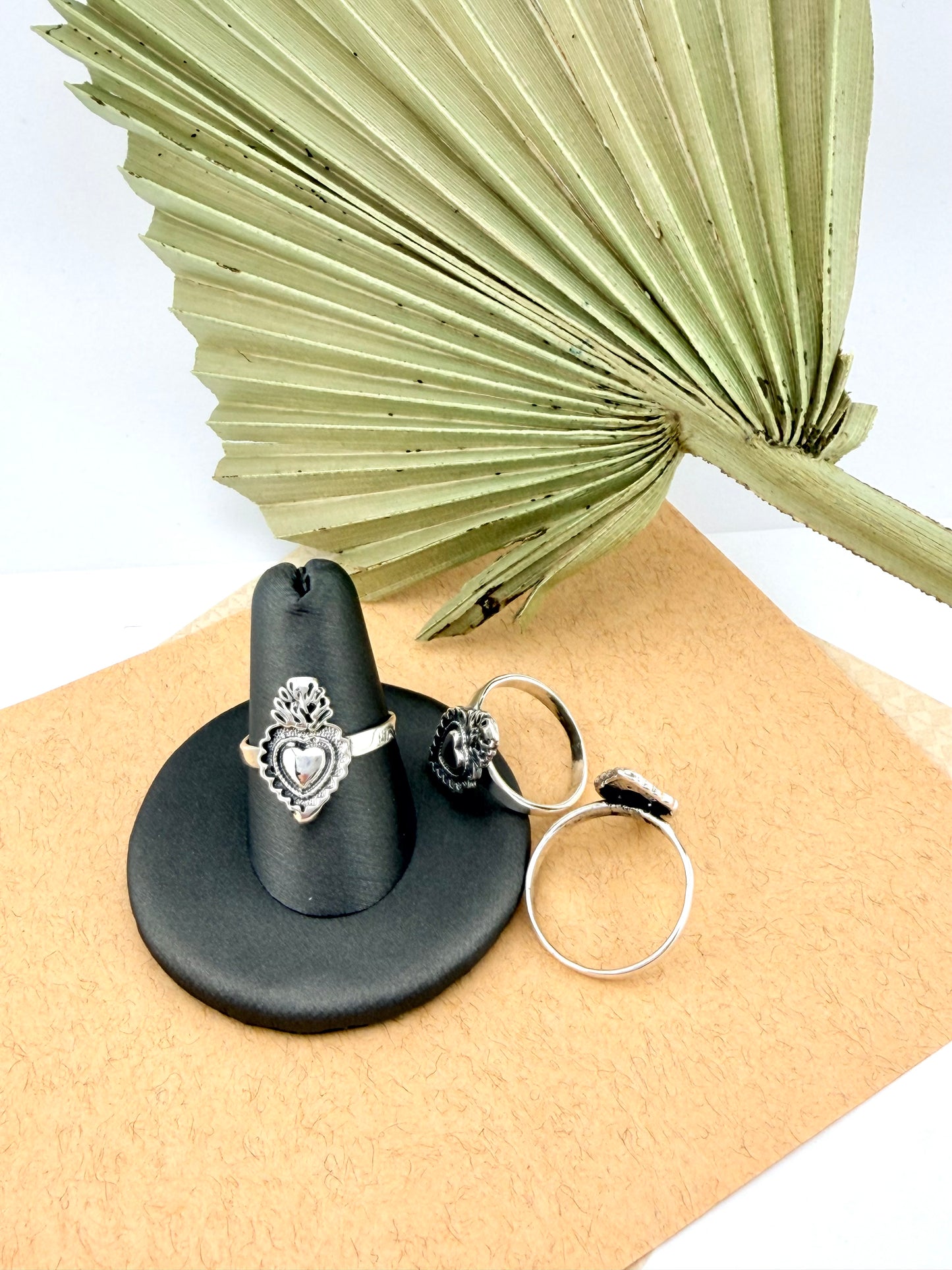 Sterling silver 925 sacred heart ring | Anillo de plata mexicana 925 sagrado corazón de Jesús