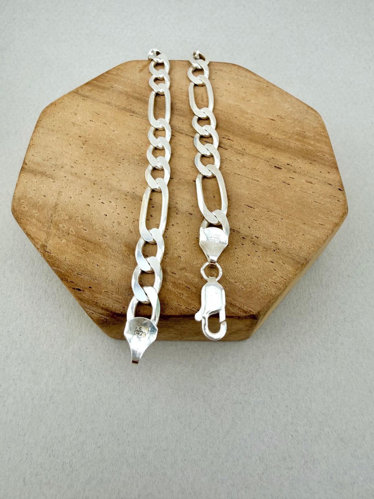 Sterling Silver 925 Figaro Link Bracelet 8.5 Inch, 7mm Wide