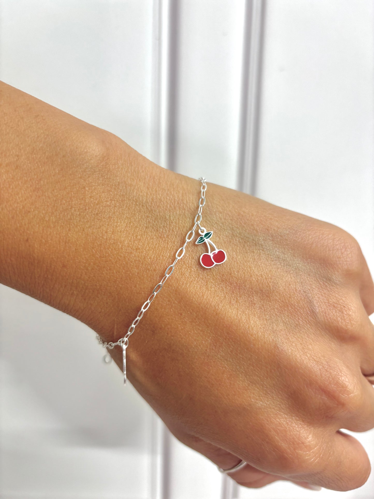 Silver 925 cherry dangle bracelet | minimalist jewelry